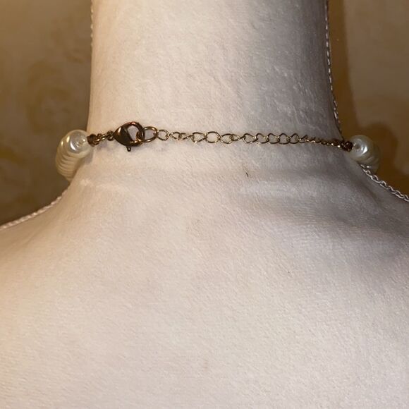 Pearl and Faceted Stone Statement Necklace! - Picture 5 of 10